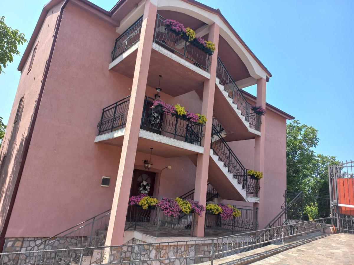 Villa Diana Apartments Skopje Zewnętrze zdjęcie